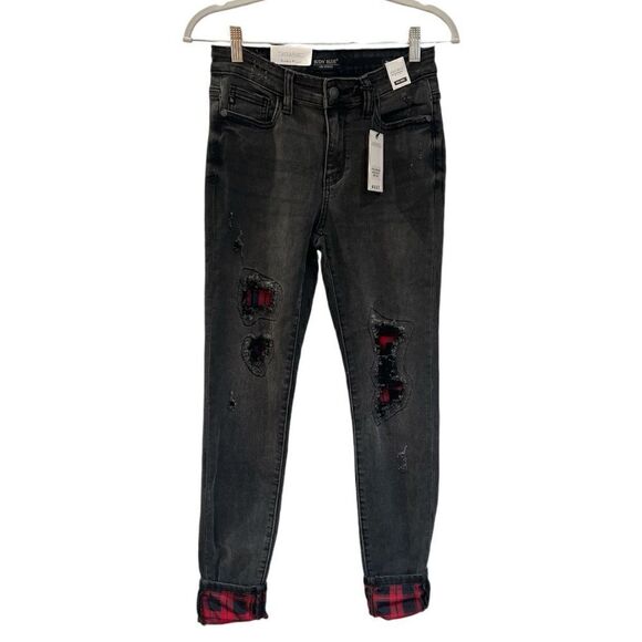 NWT Judy Blue Buffalo Plaid Patch Distressed Denim - Picture 2 of 8